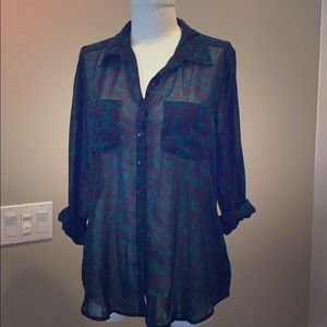 Guess button up shirt